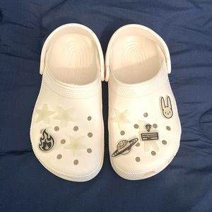 Bad bunny crocs